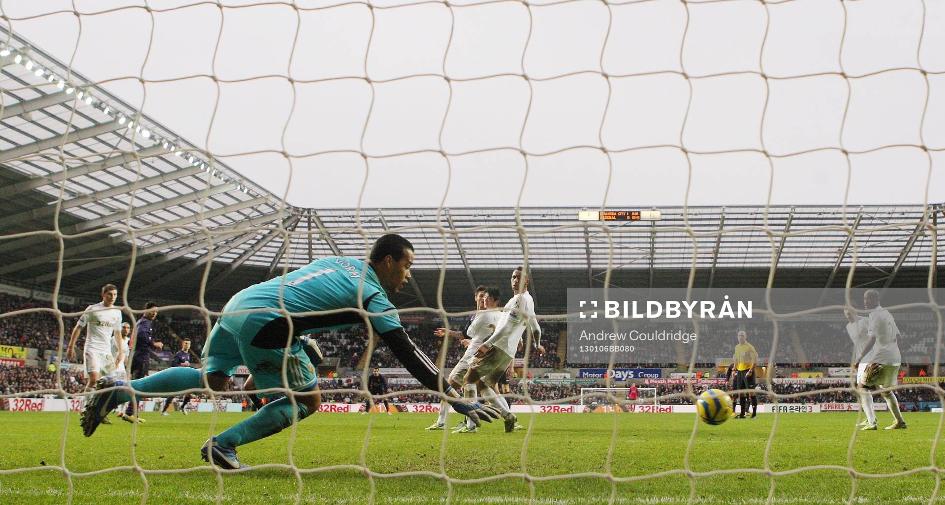 Football - Swansea City v Arsenal - FA Cup Third Round -