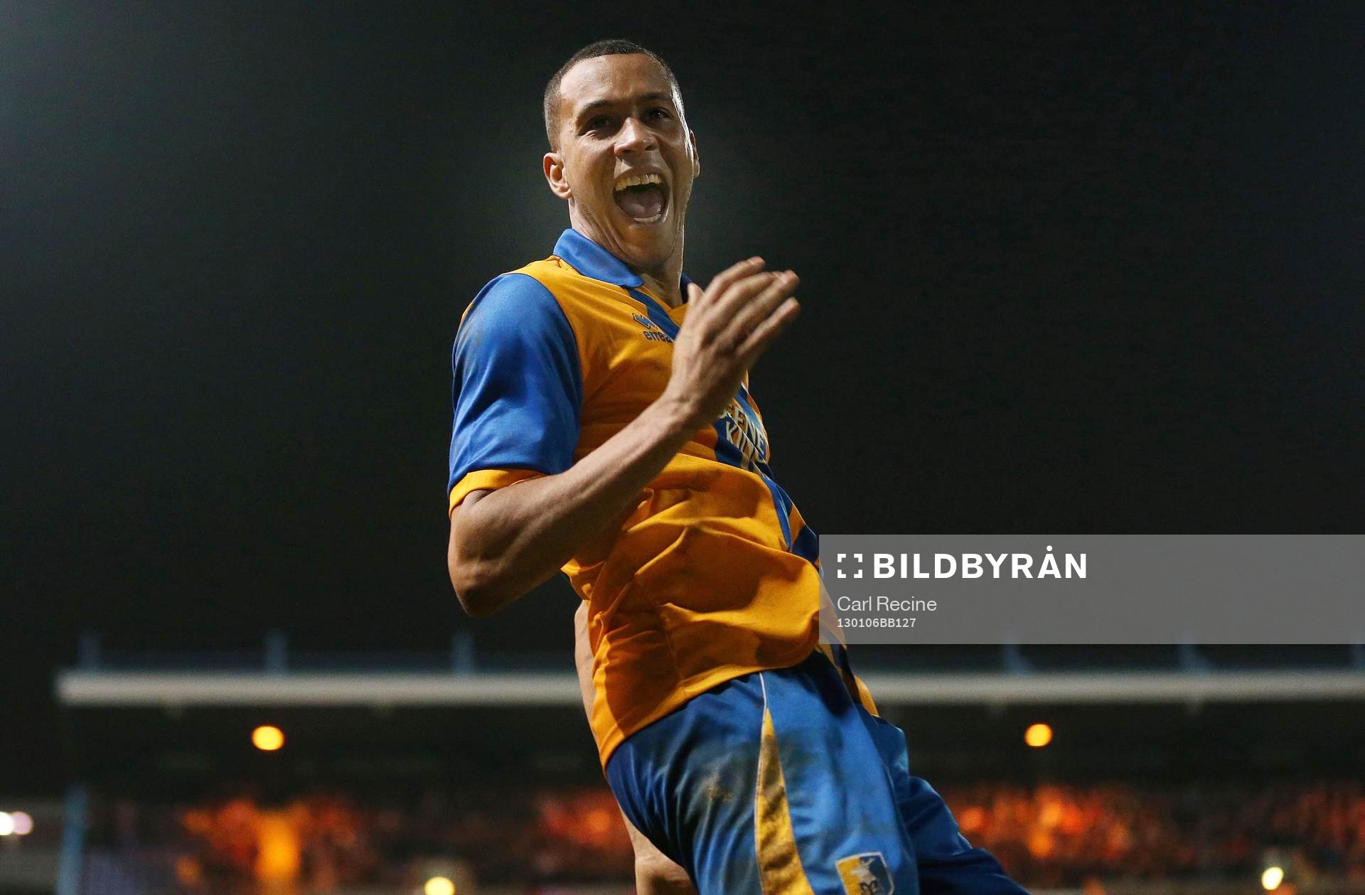 Football - Mansfield Town v Liverpool - FA Cup Third Round