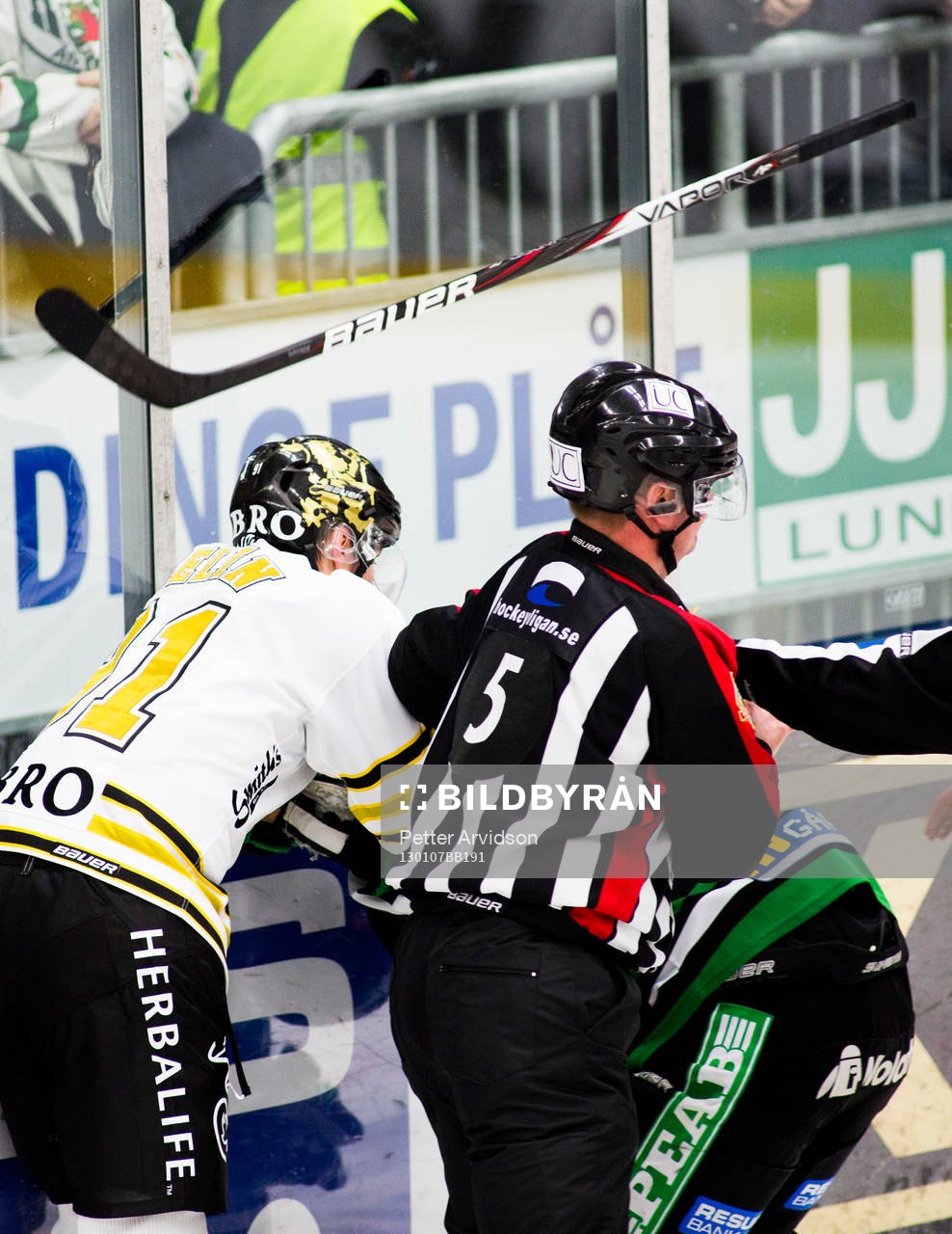 Björn Melin, AIK, i slagsmål med, Alexander Lindqvist