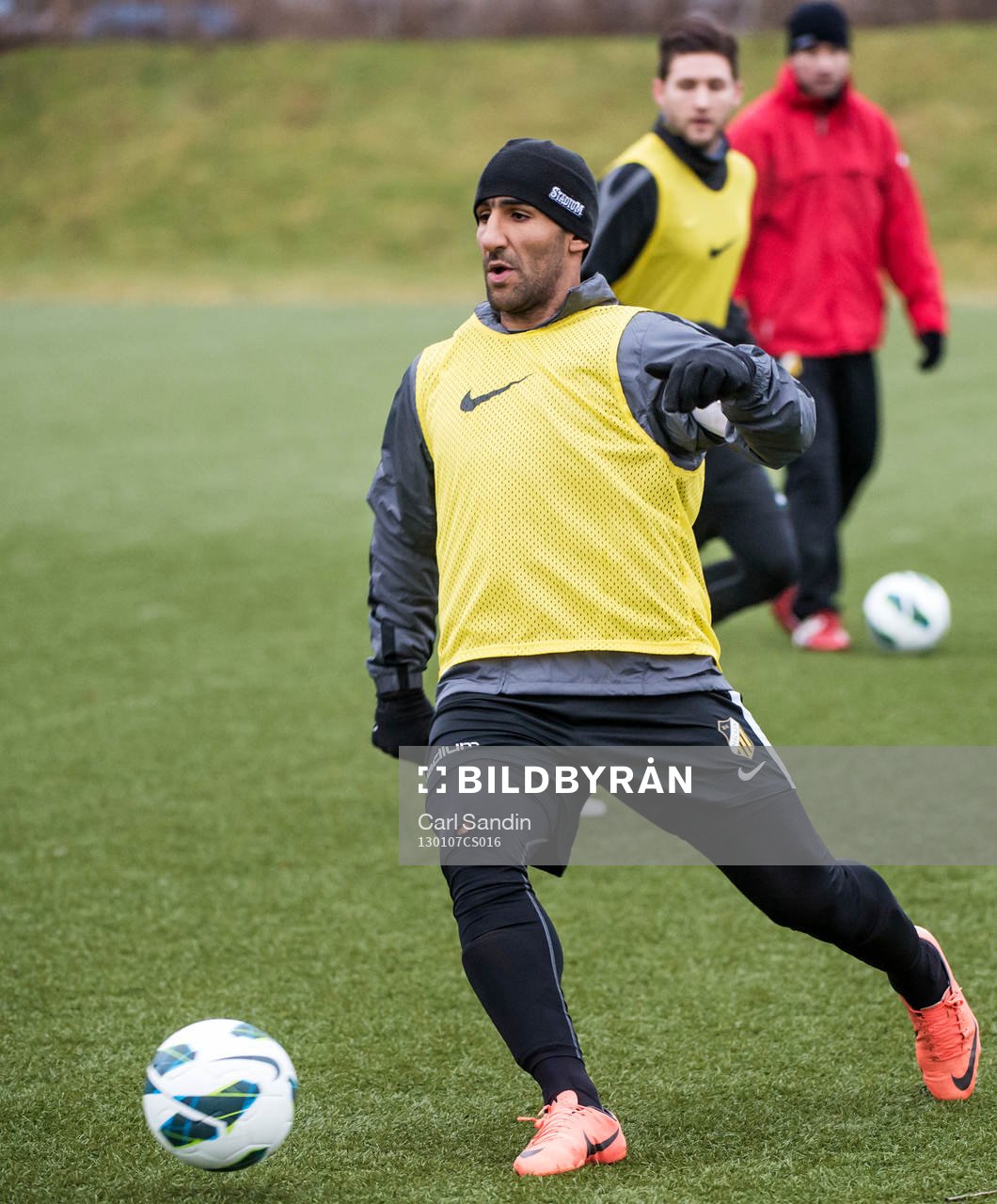 Mohammed Ali Khan, Häcken