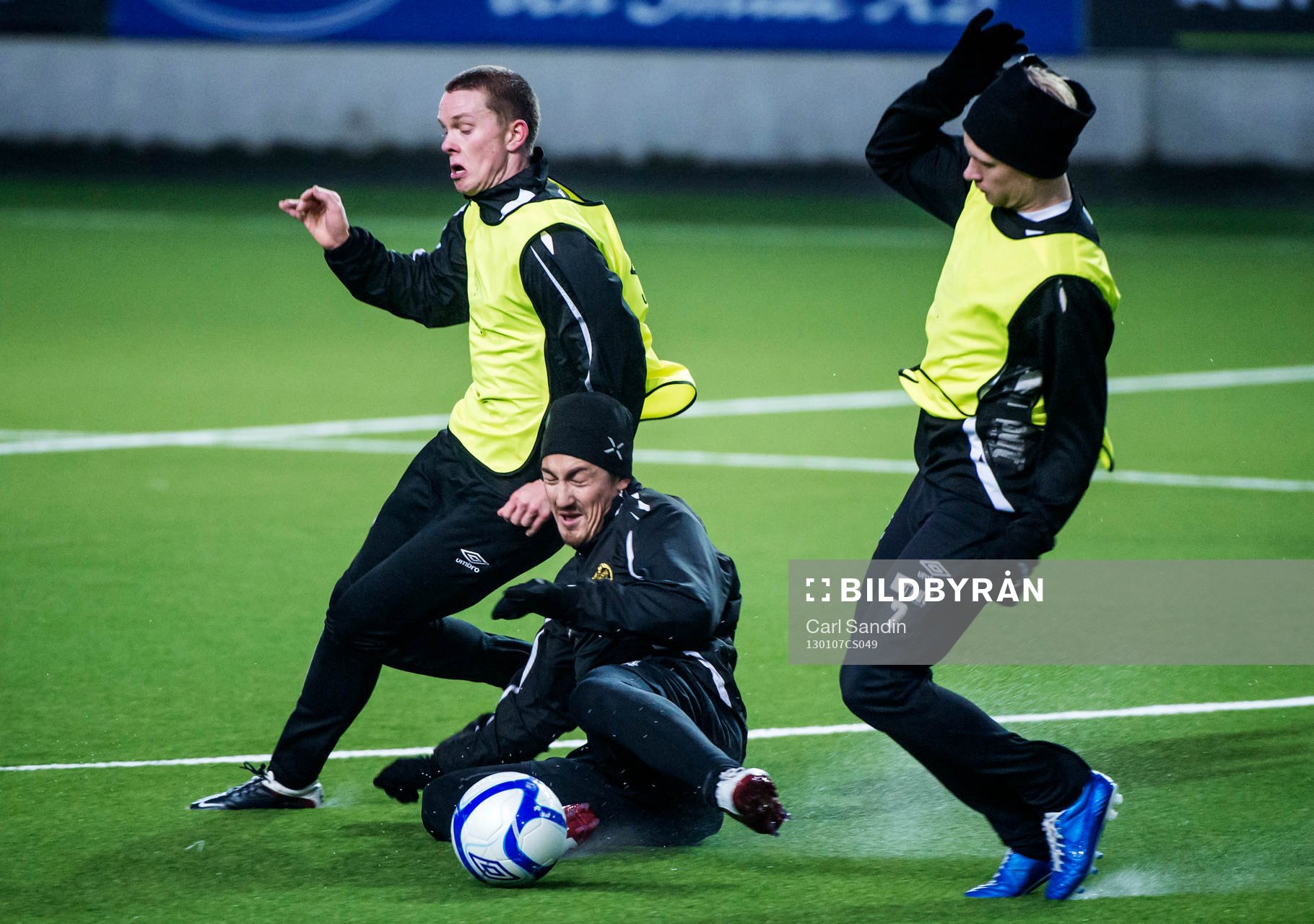 Fotboll, Elfsborg, Träning: Kamp om bollen mellan Anton Lans, Stefan Ishizaki och Johan Larsson, Elfsborg.