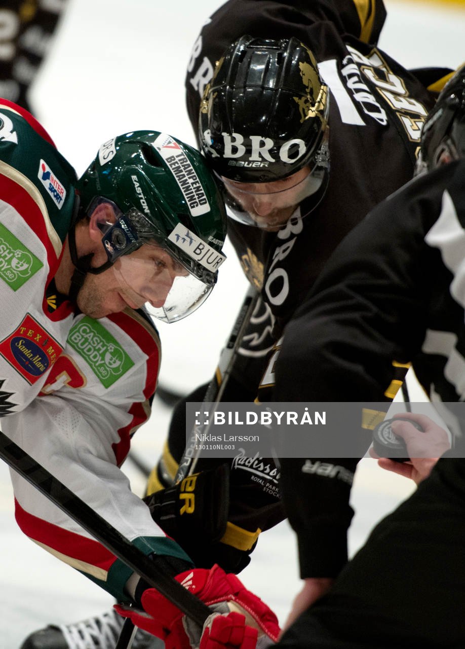 Joel Lundqvist, Frölunda tekar mot en AIKspelare