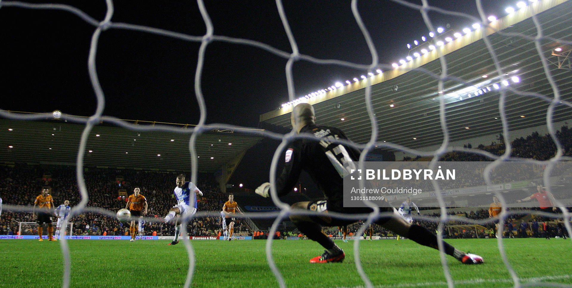 Football - Wolverhampton Wanderers v Blackburn Rovers -