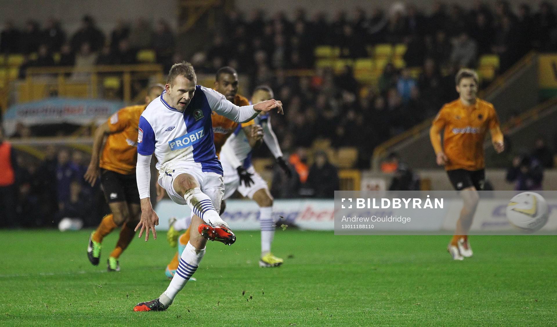 Football - Wolverhampton Wanderers v Blackburn Rovers -