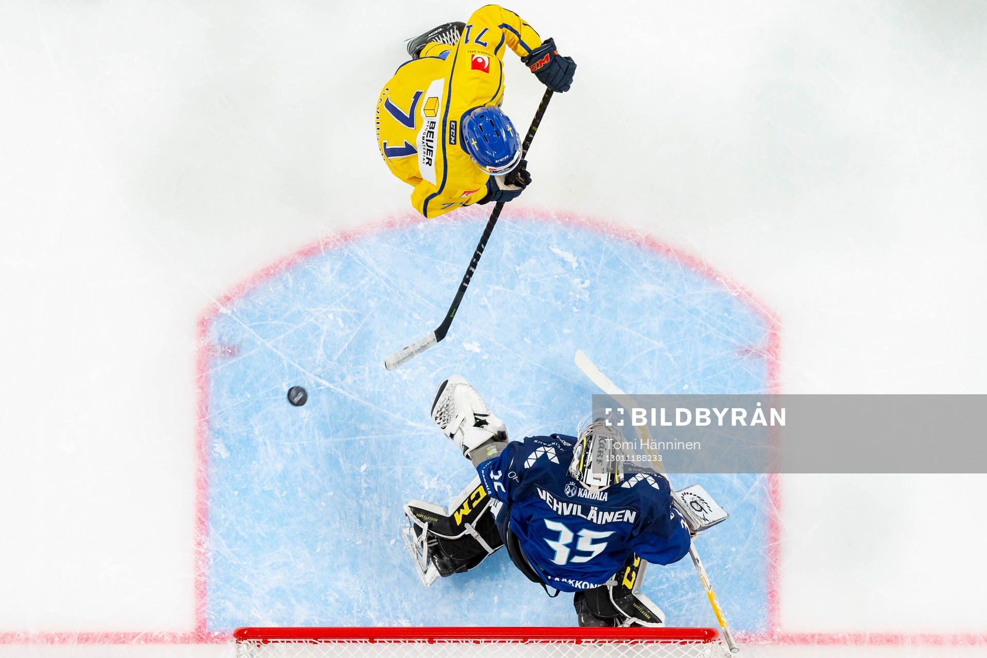 Veini Vehviläinen #35, FIN, Jonathan Davidsson #71, SWE