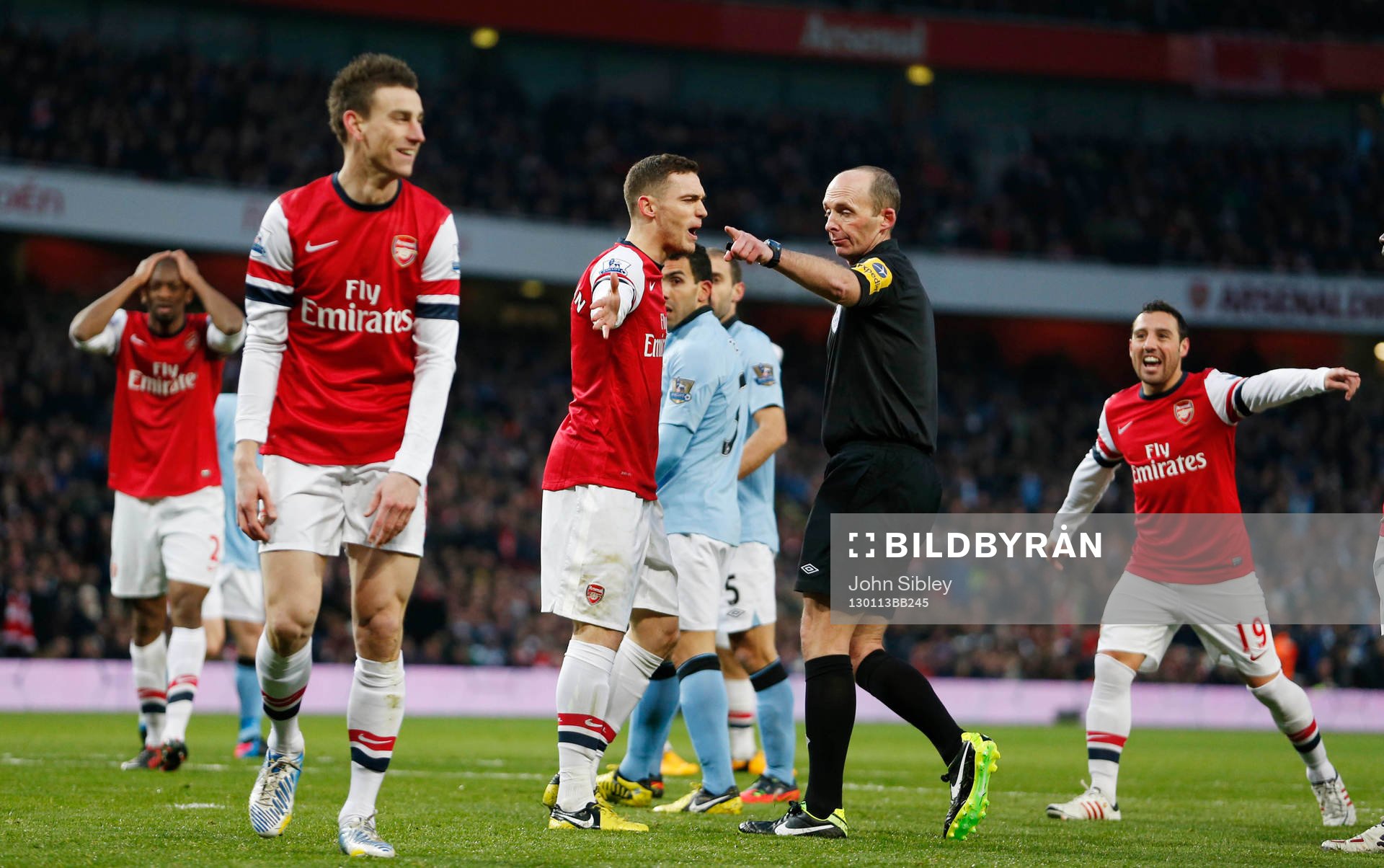 Football - Arsenal v Manchester City - Barclays Premier
