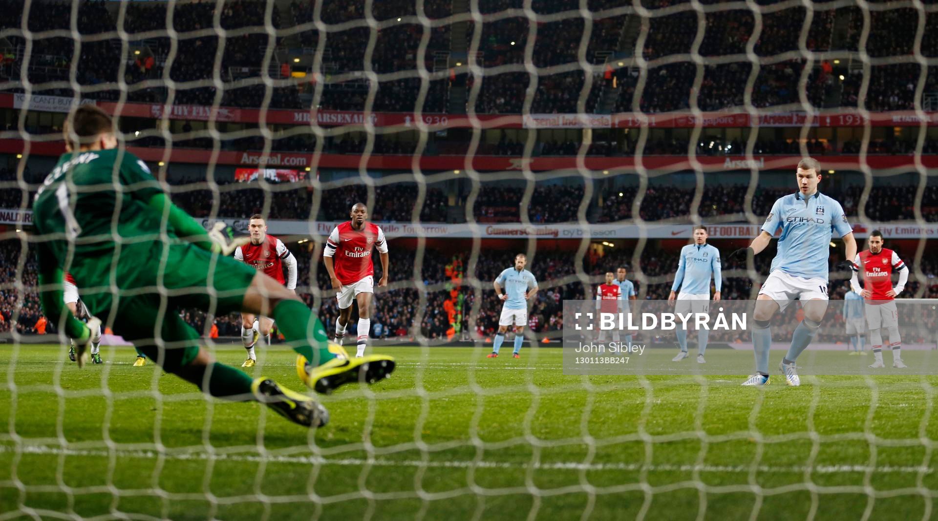 Football - Arsenal v Manchester City - Barclays Premier