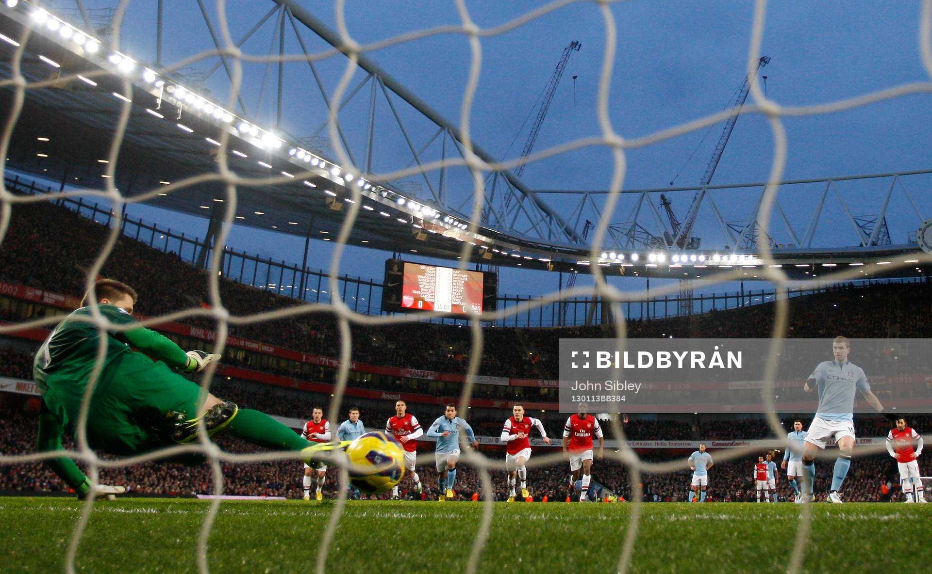 Football - Arsenal v Manchester City - Barclays Premier