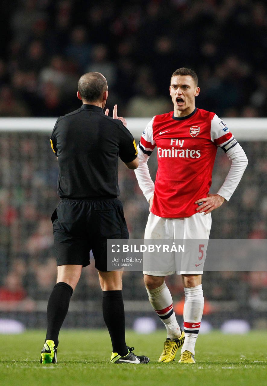 Football - Arsenal v Manchester City - Barclays Premier