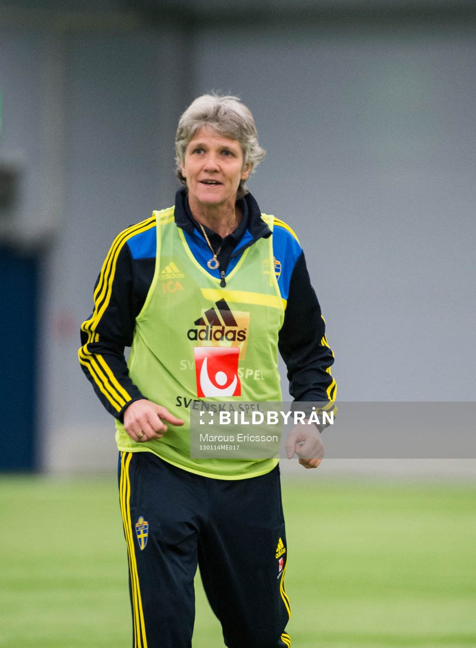 Pia Sundhage, förbundskapten