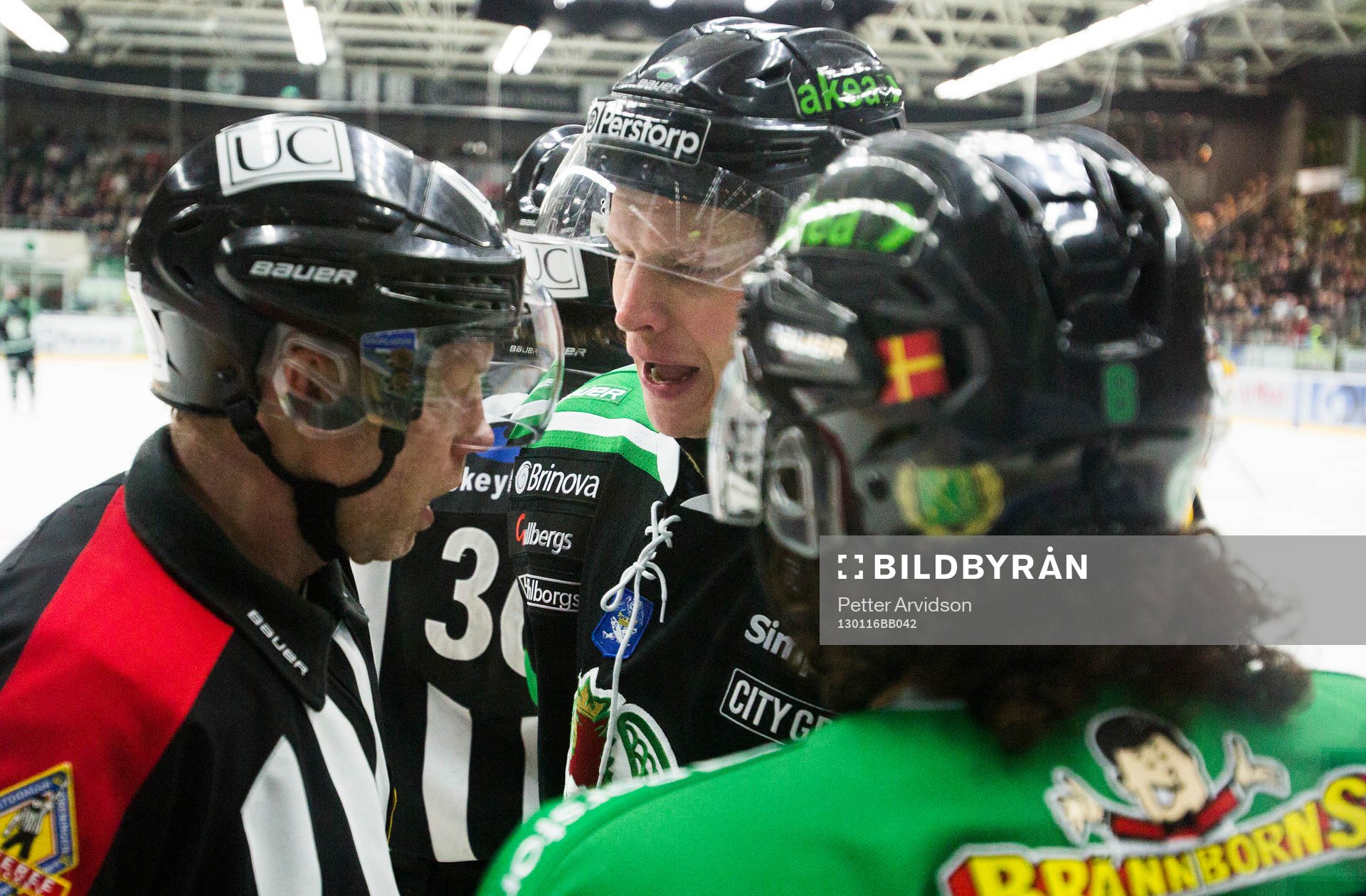 Lasse Kukkonen, Rögle, pratar med domaren