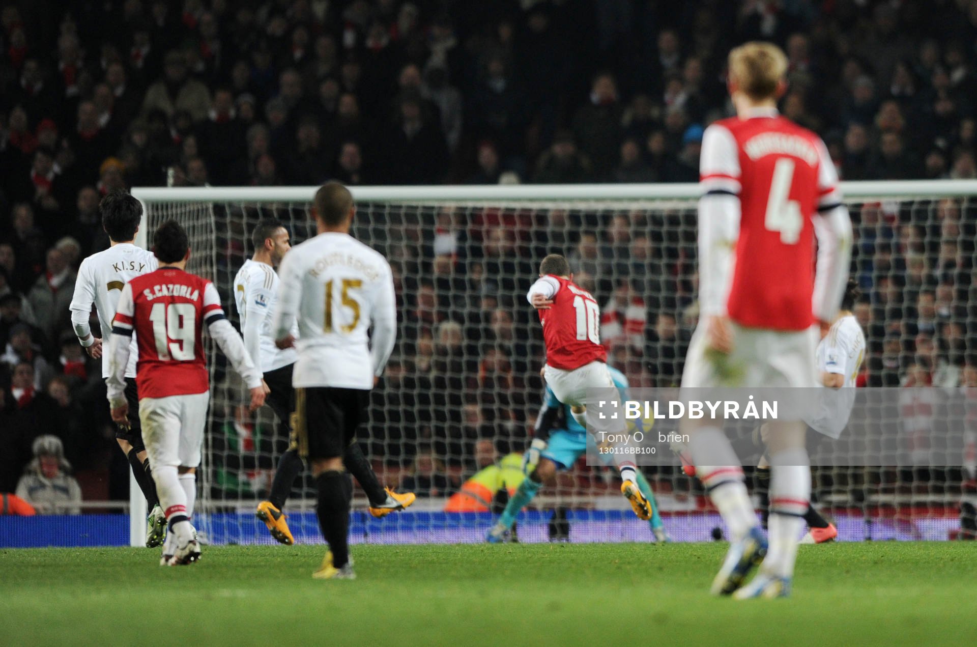 Football - Arsenal v Swansea City - FA Cup Third Round
