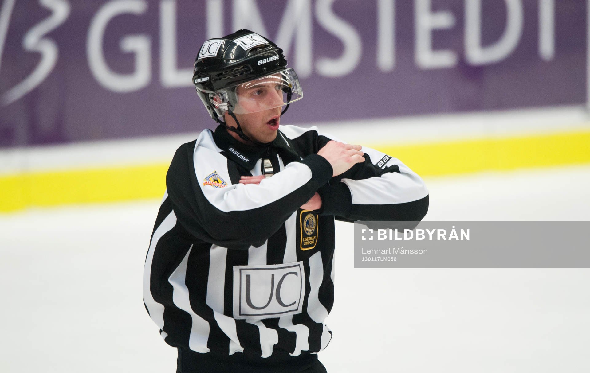 Domare ger tecken för