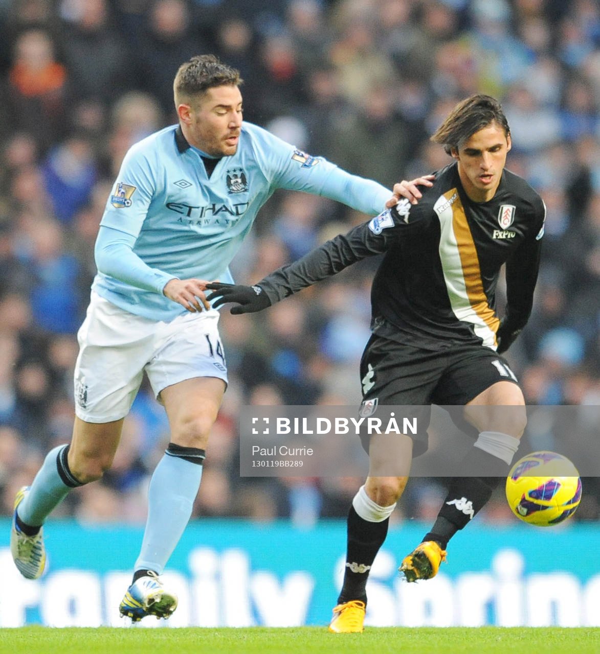 Football - Manchester City v Fulham - Barclays Premier