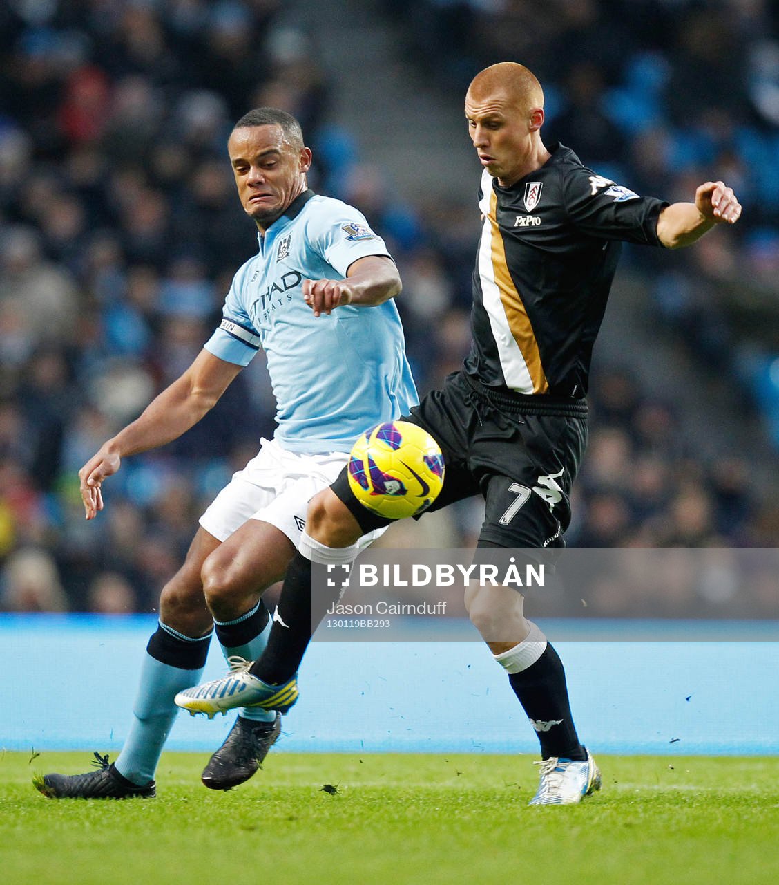 Football - Manchester City v Fulham - Barclays Premier
