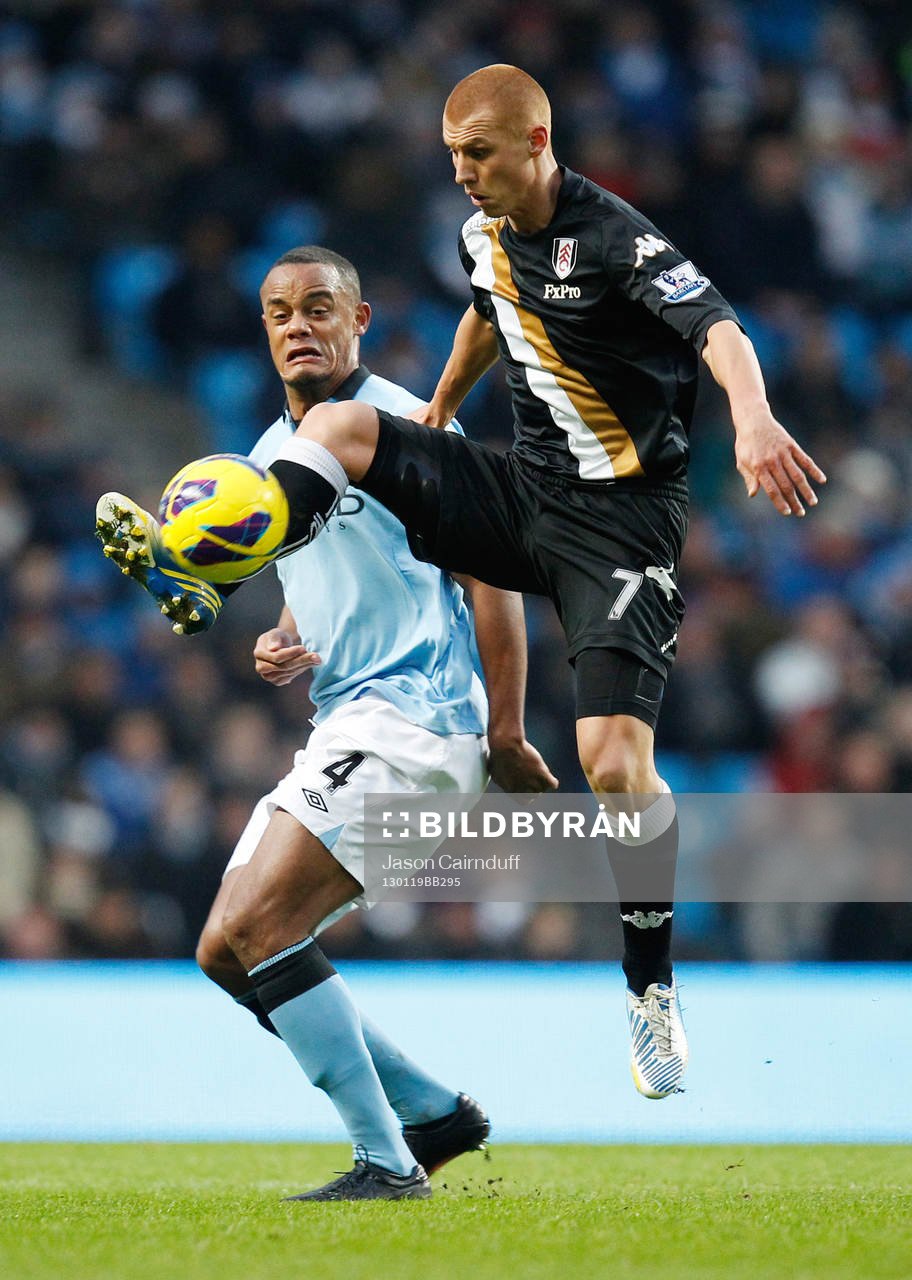 Football - Manchester City v Fulham - Barclays Premier