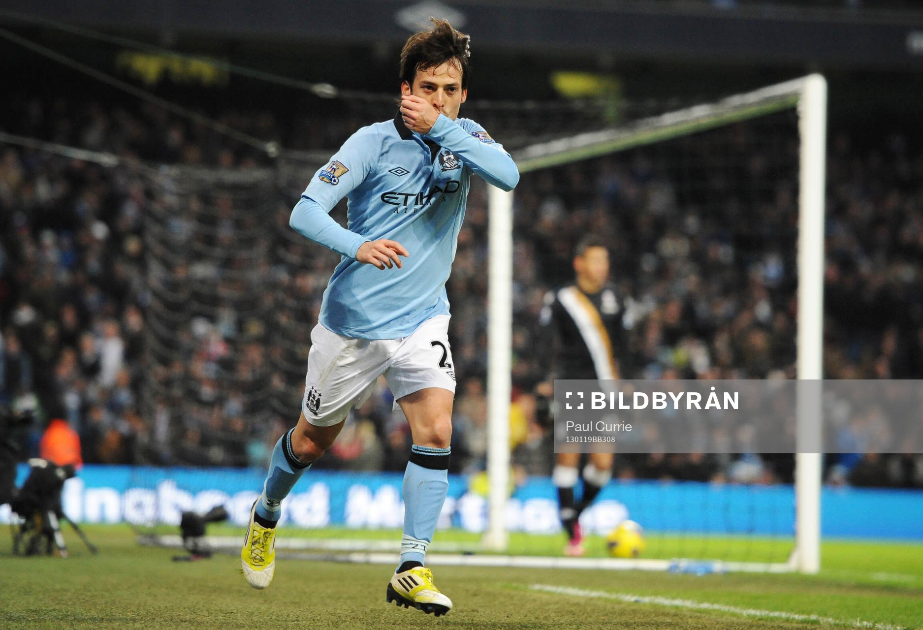 Football - Manchester City v Fulham - Barclays Premier