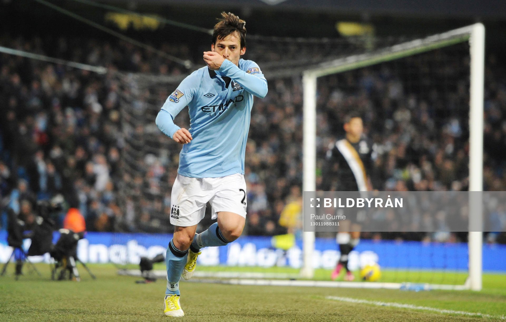 Football - Manchester City v Fulham - Barclays Premier
