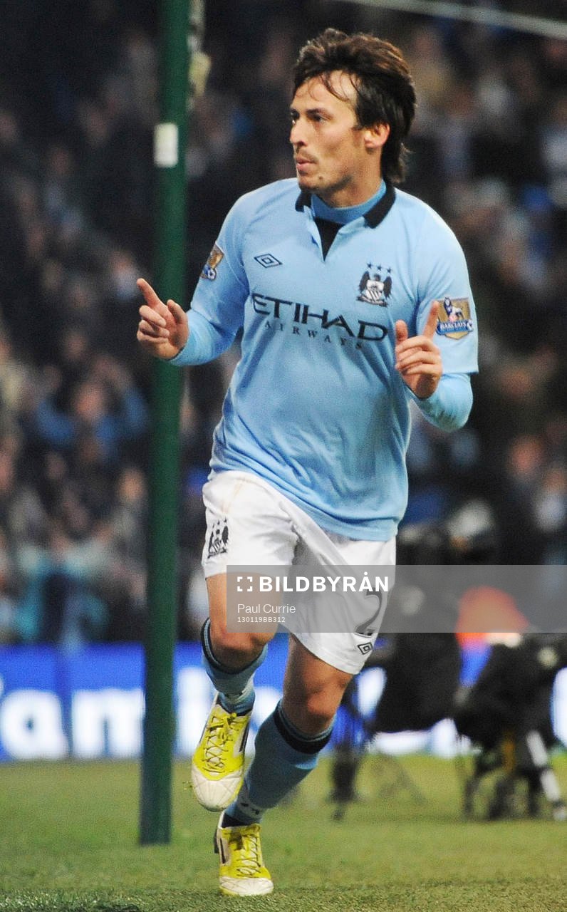 Football - Manchester City v Fulham - Barclays Premier