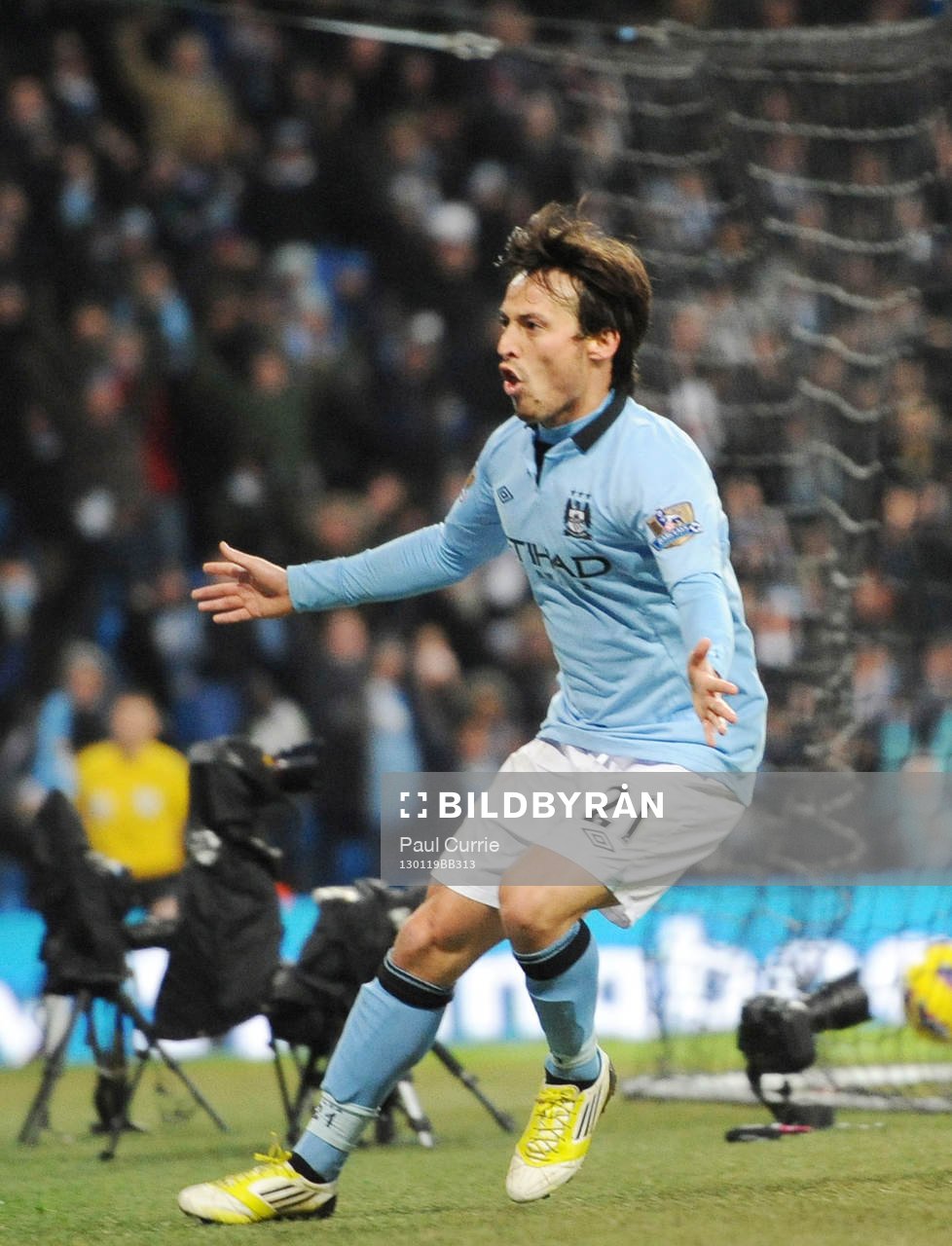 Football - Manchester City v Fulham - Barclays Premier