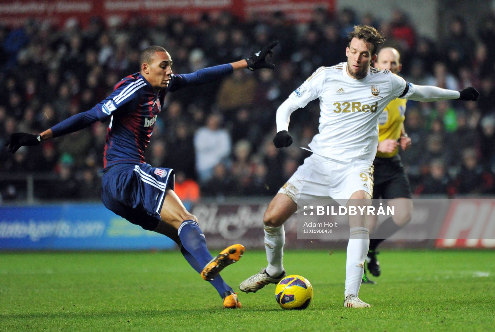 Football - Swansea City v Stoke City - Barclays Premier