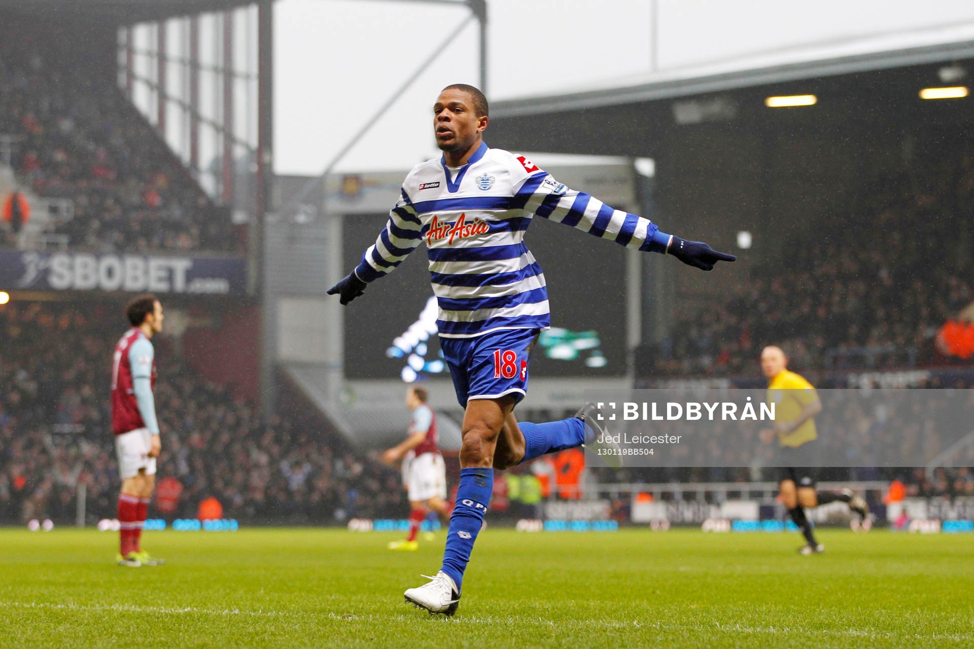 Football - West Ham United v Queens Park Rangers - Barclays