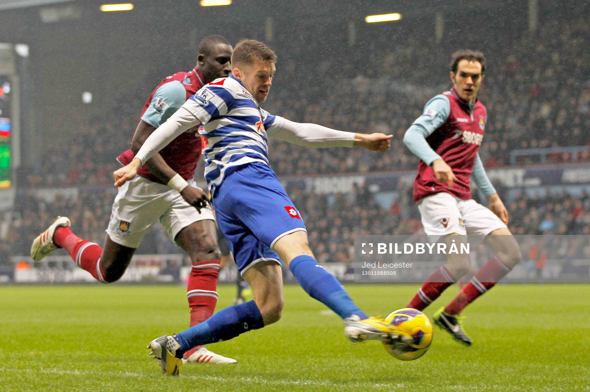Football - West Ham United v Queens Park Rangers - Barclays