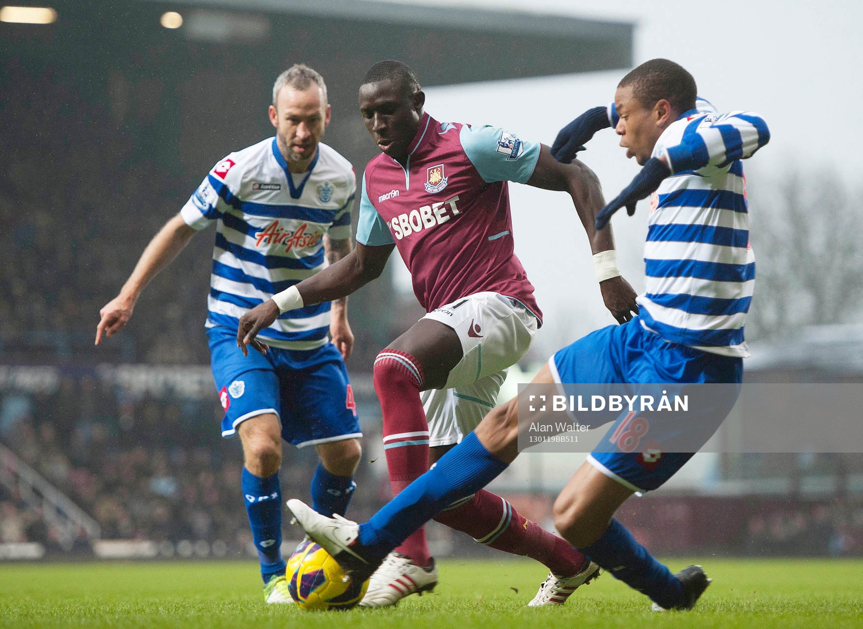 Football - West Ham United v Queens Park Rangers - Barclays
