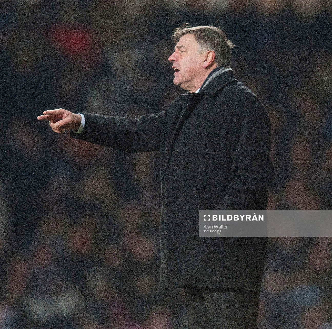 Football - West Ham United v Queens Park Rangers - Barclays