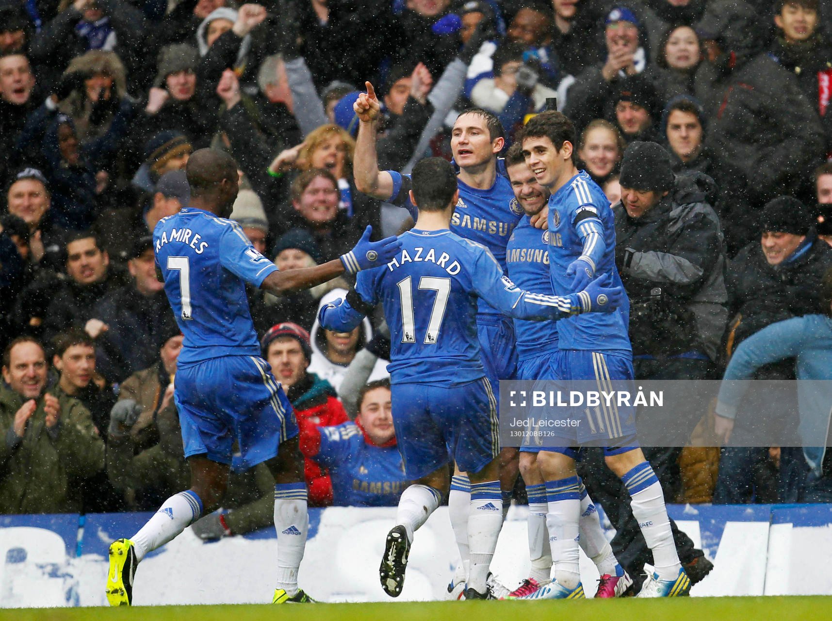 Football - Chelsea v Arsenal - Barclays Premier League  -