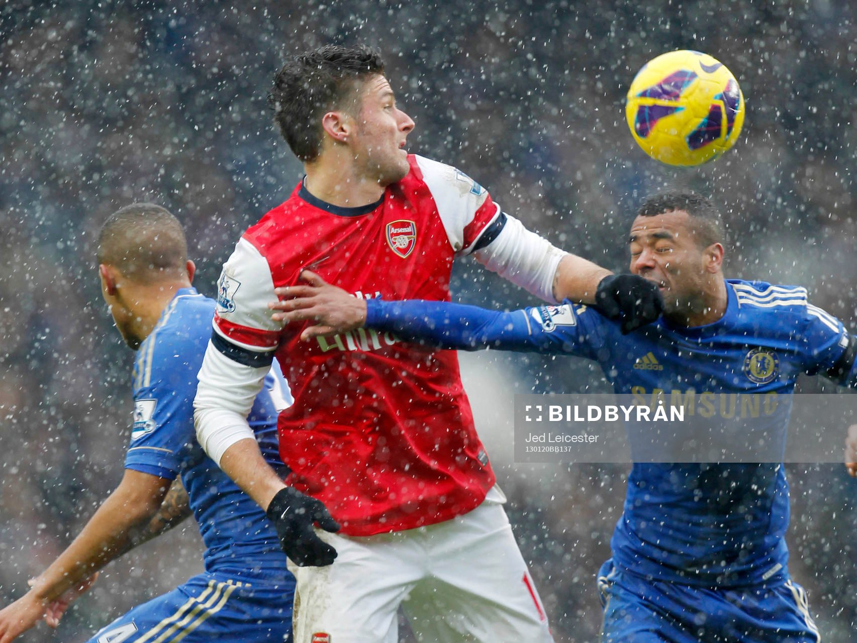 Football - Chelsea v Arsenal - Barclays Premier League  -