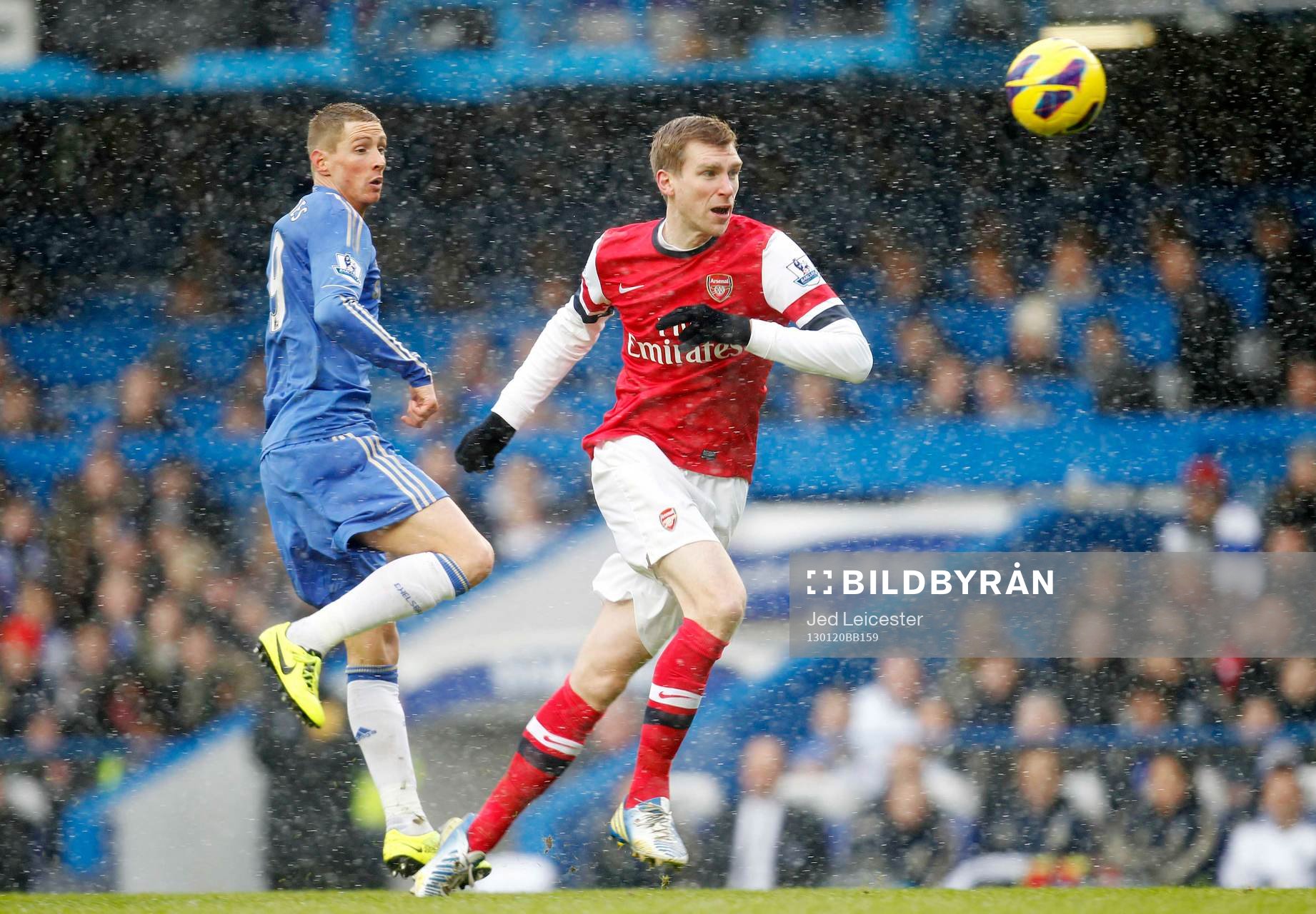 Football - Chelsea v Arsenal - Barclays Premier League  -