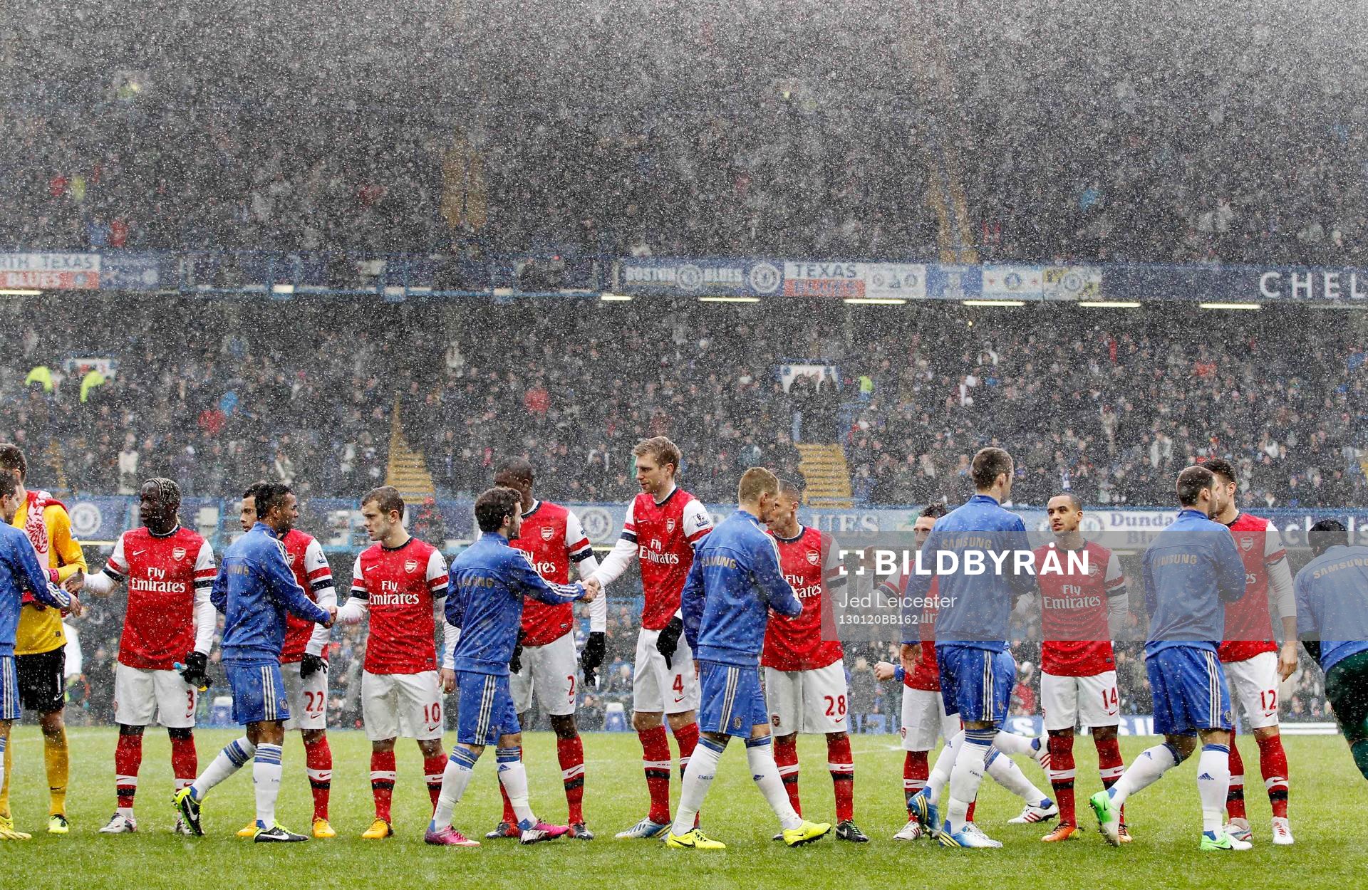 Football - Chelsea v Arsenal - Barclays Premier League  -