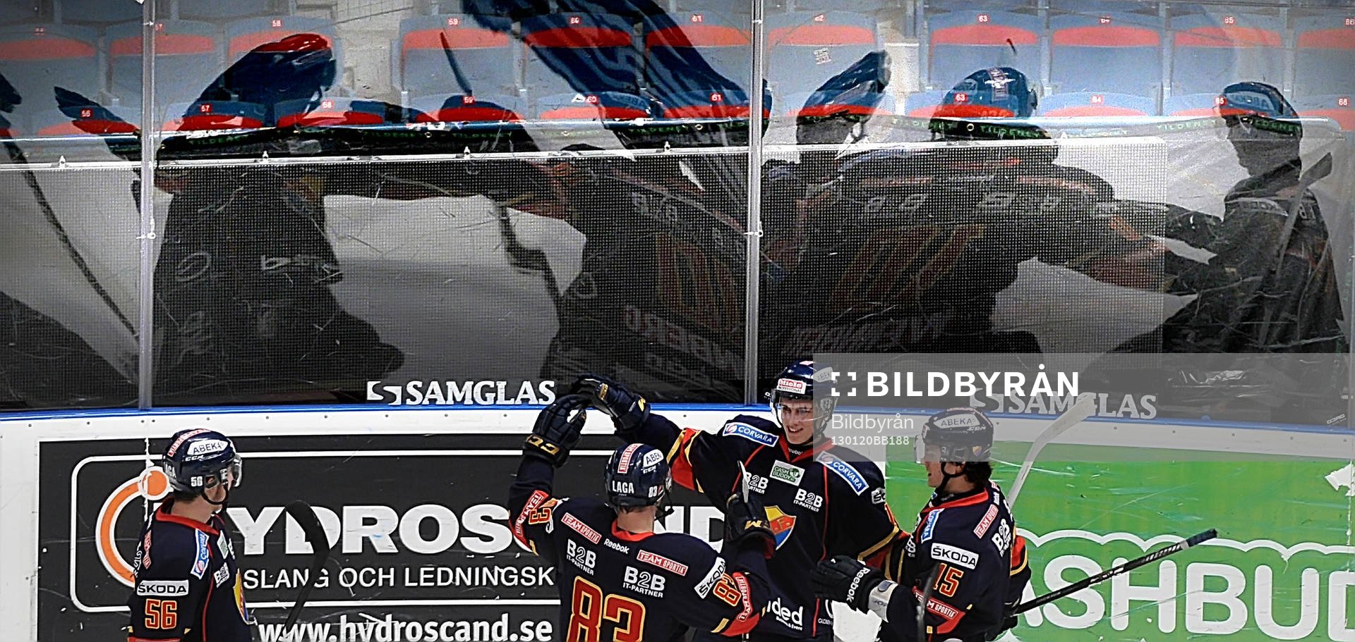 Alexander Wennberg gratuleras