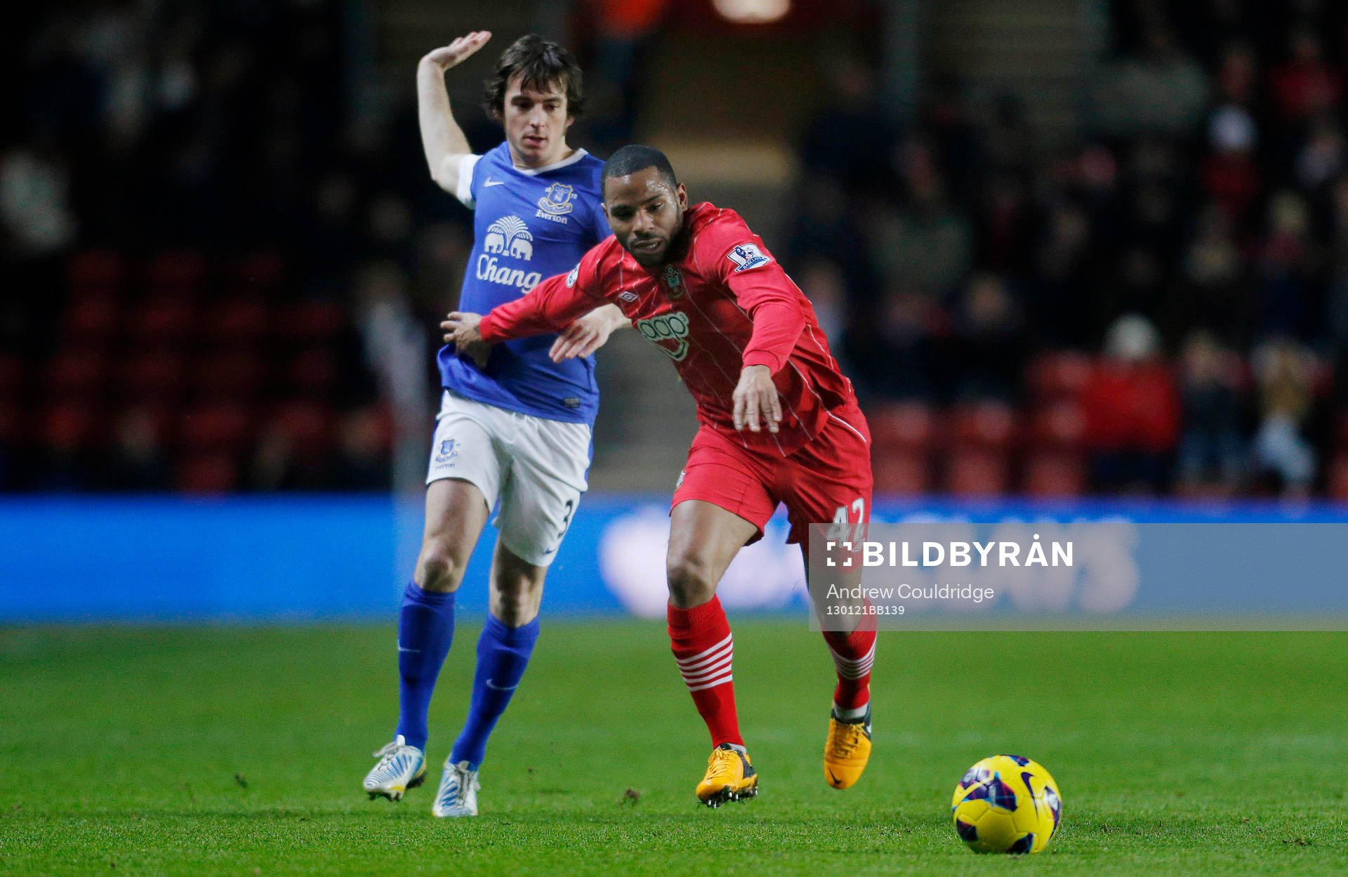 Football - Southampton v Everton - Barclays Premier League