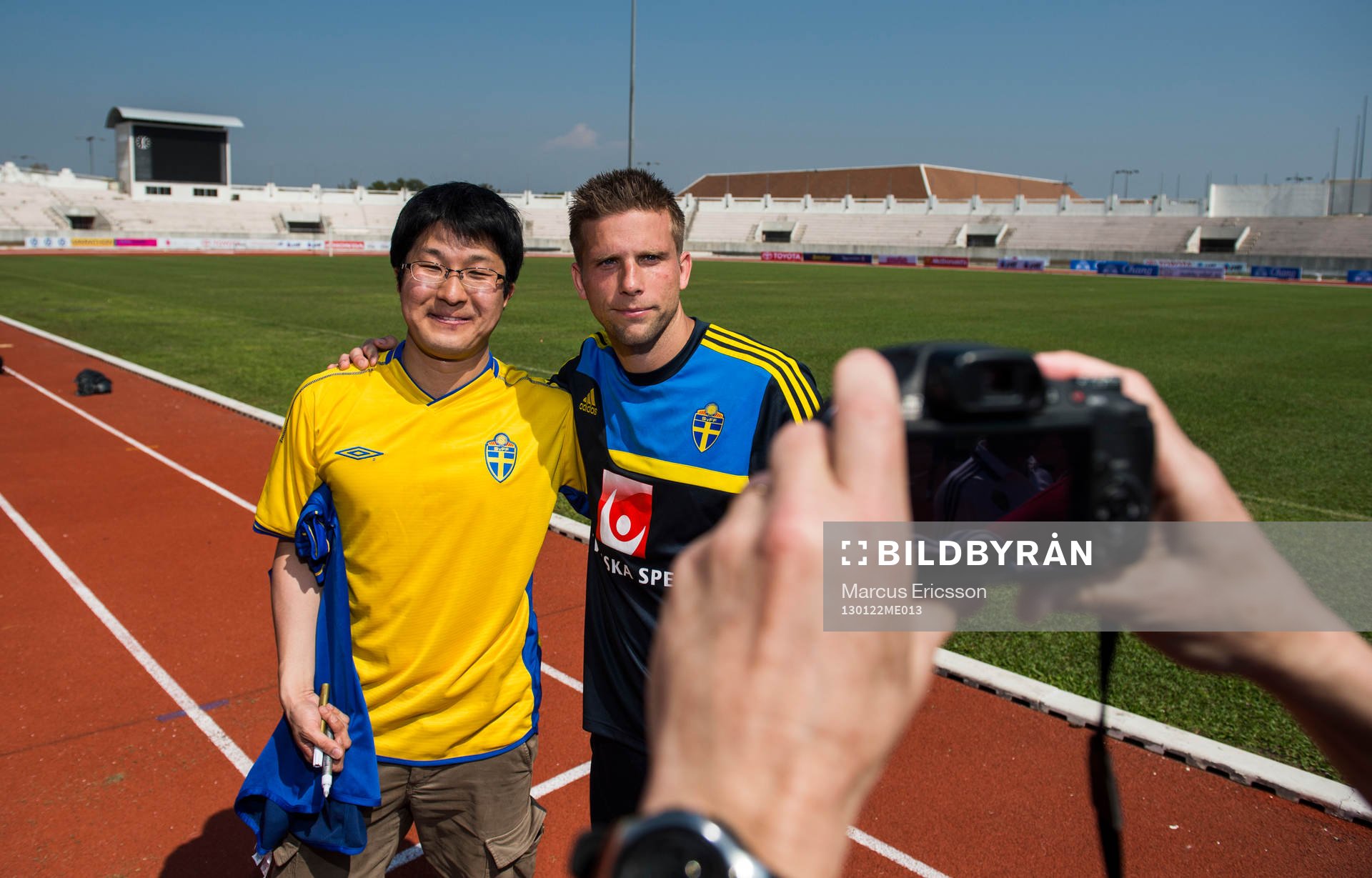 Träning på 700 års Stadion i Chiang Mai. Anders Svensson