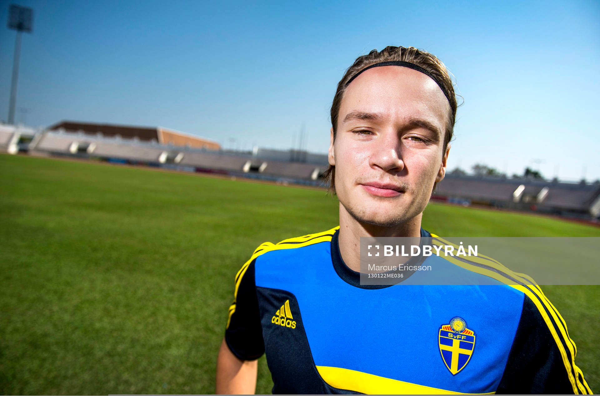 Träning på 700 års Stadion i Chiang Mai. Viktor Prodell