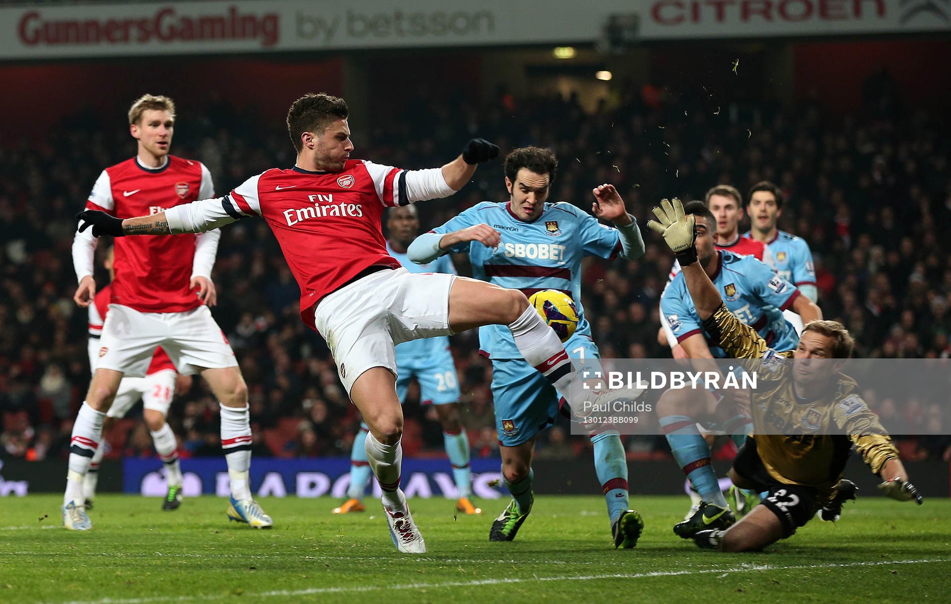 Football - Arsenal v West Ham United - Barclays Premier