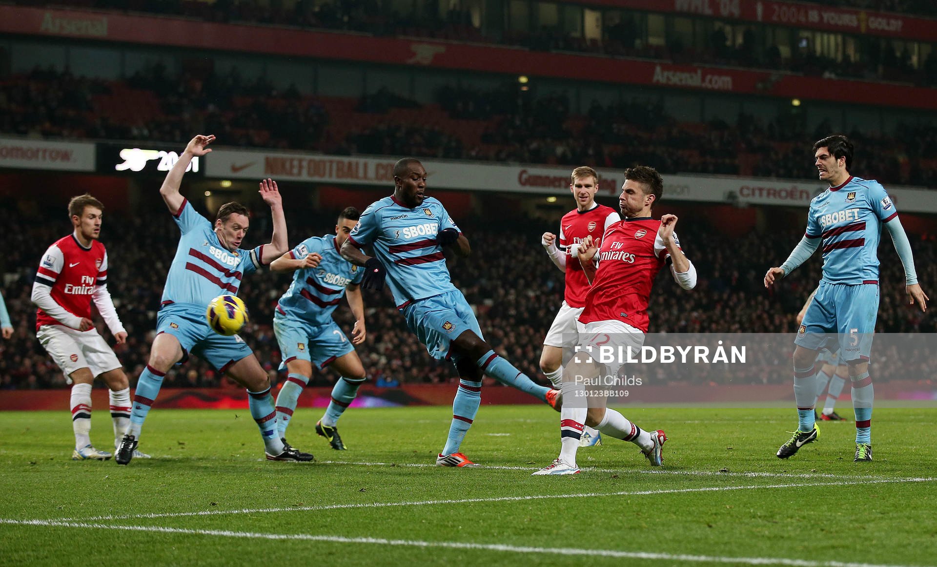 Football - Arsenal v West Ham United - Barclays Premier