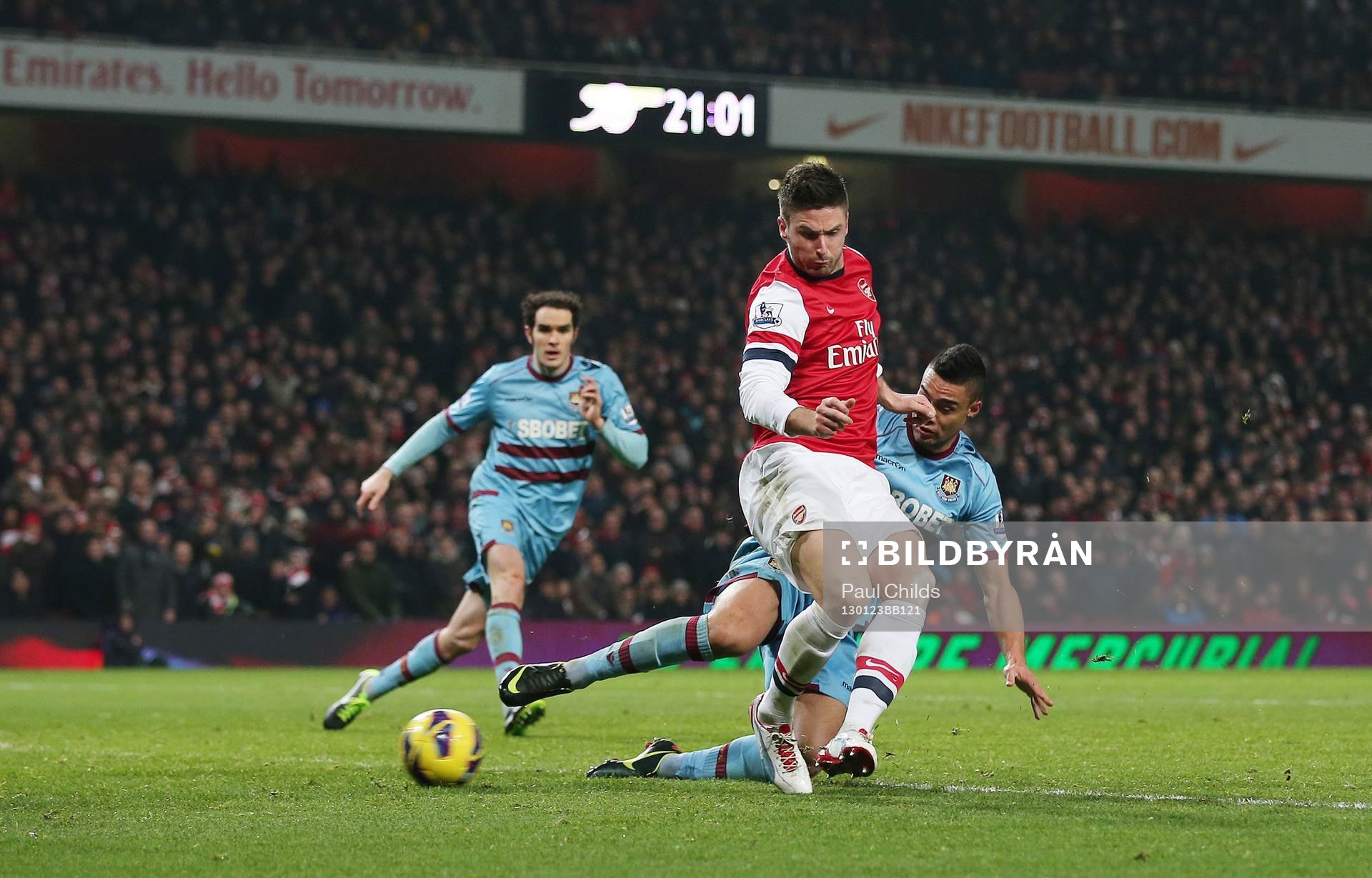 Football - Arsenal v West Ham United - Barclays Premier