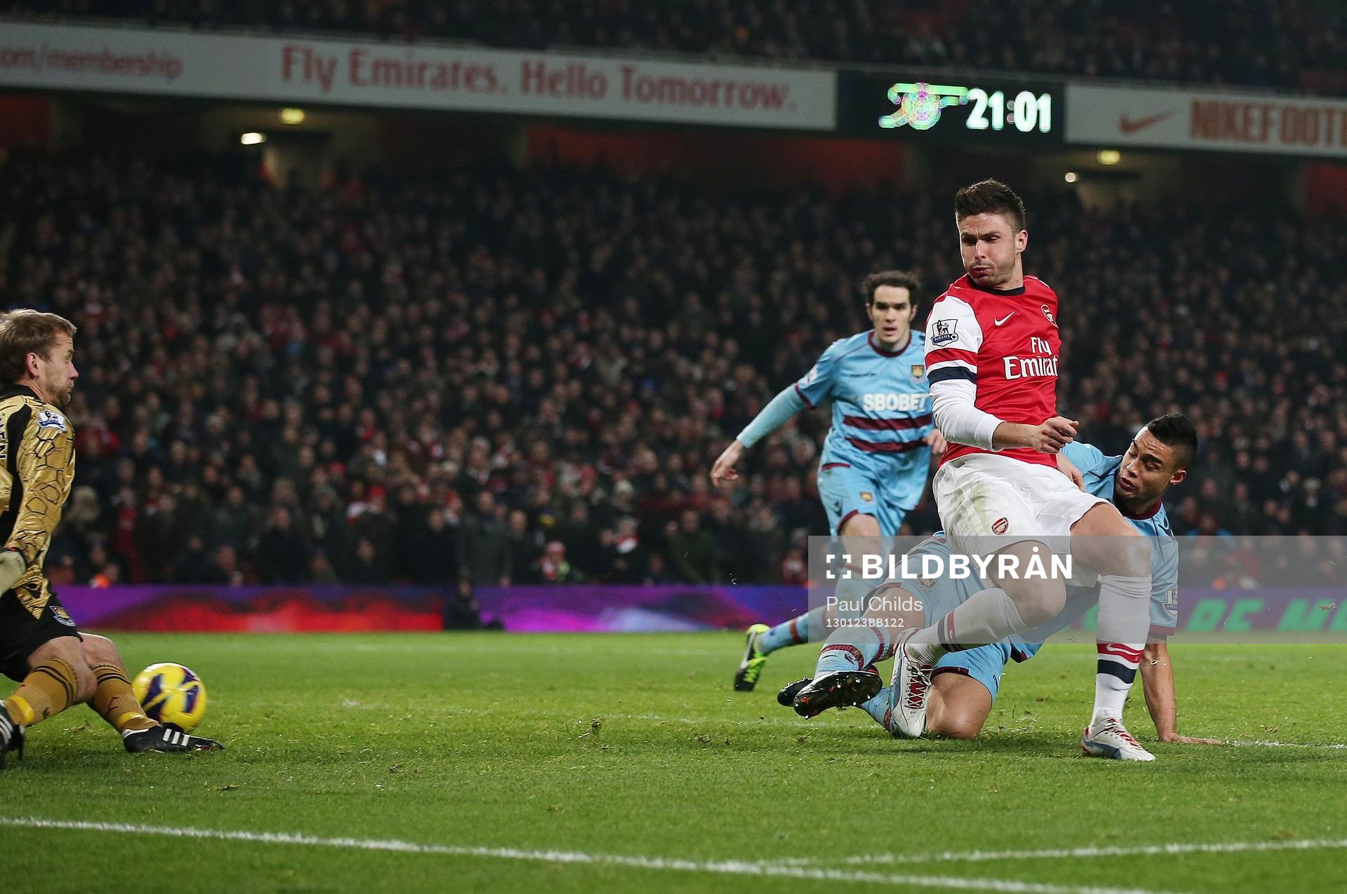 Football - Arsenal v West Ham United - Barclays Premier