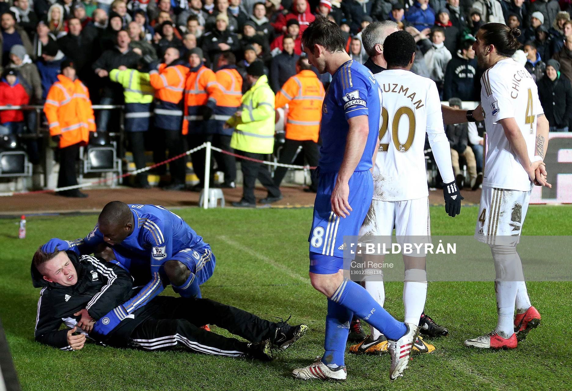 Football - Swansea City v Chelsea - Capital One Cup Semi
