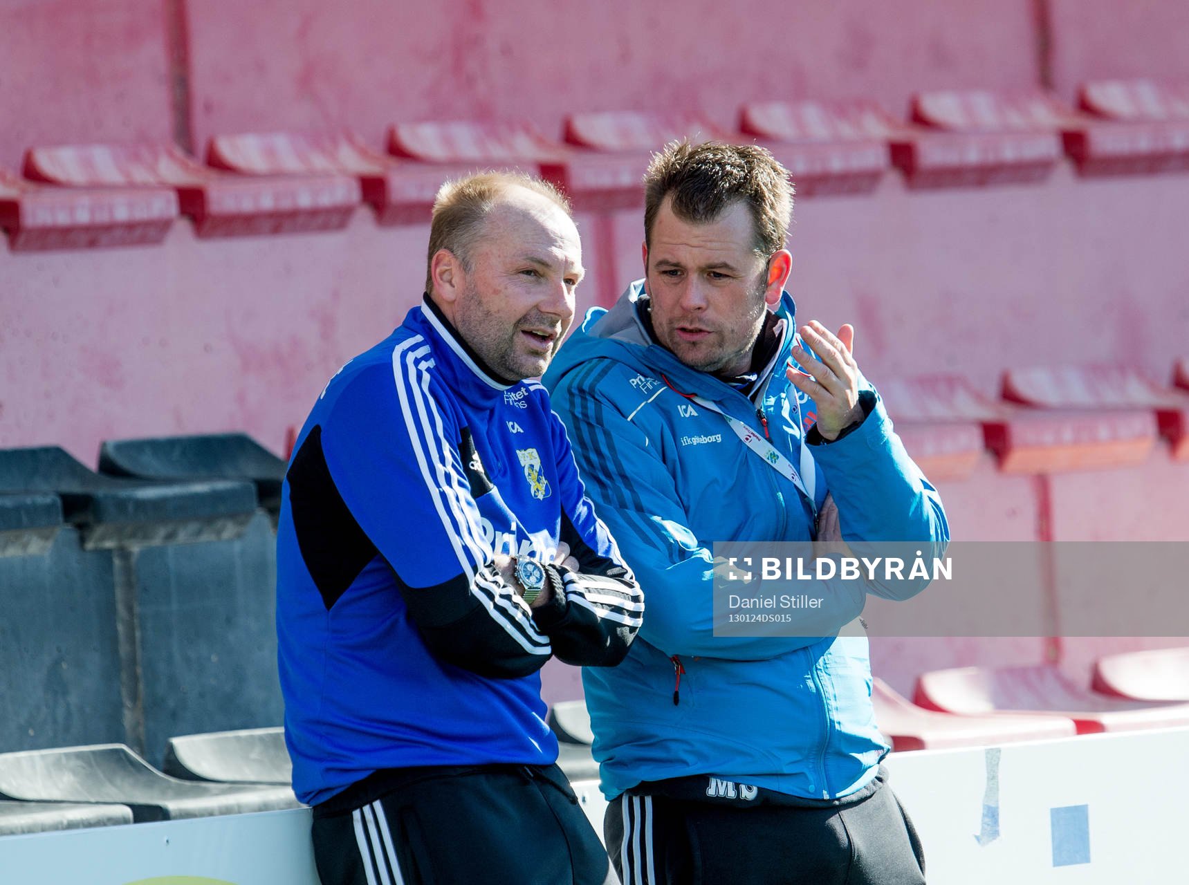 Fotboll, IFK Göteborg, Copa del Sol: Träning torsdag morgon, Sportchef Håkan Mild och Mikael Stahre, tränare IFK Göteborg.