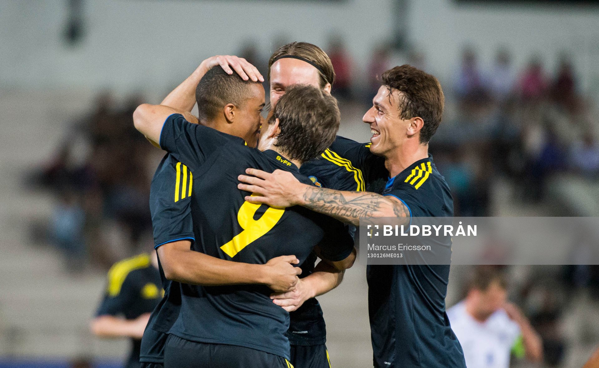 Robin Quaison, Sverige kramas om av Tobias Hysén, Viktor