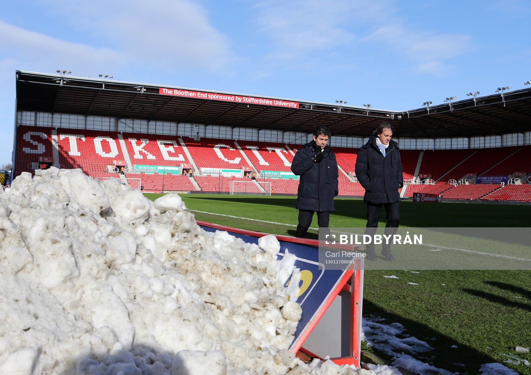 Football - Stoke City v Manchester City - FA Cup Fourth