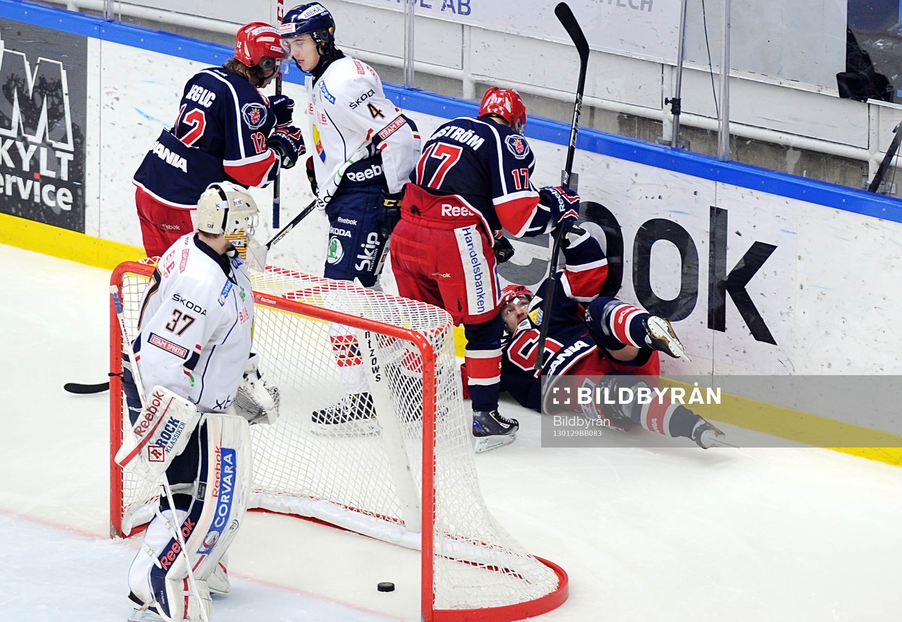 Michael Nylander i Södertälje gör 3-2 bakom Djurgårdens