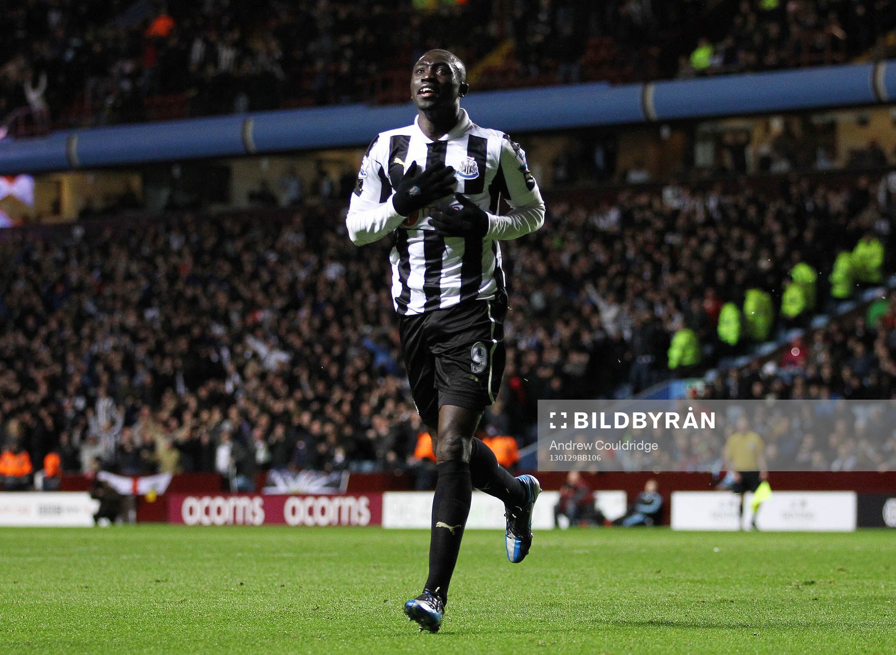 Football - Aston Villa v Newcastle United - Barclays