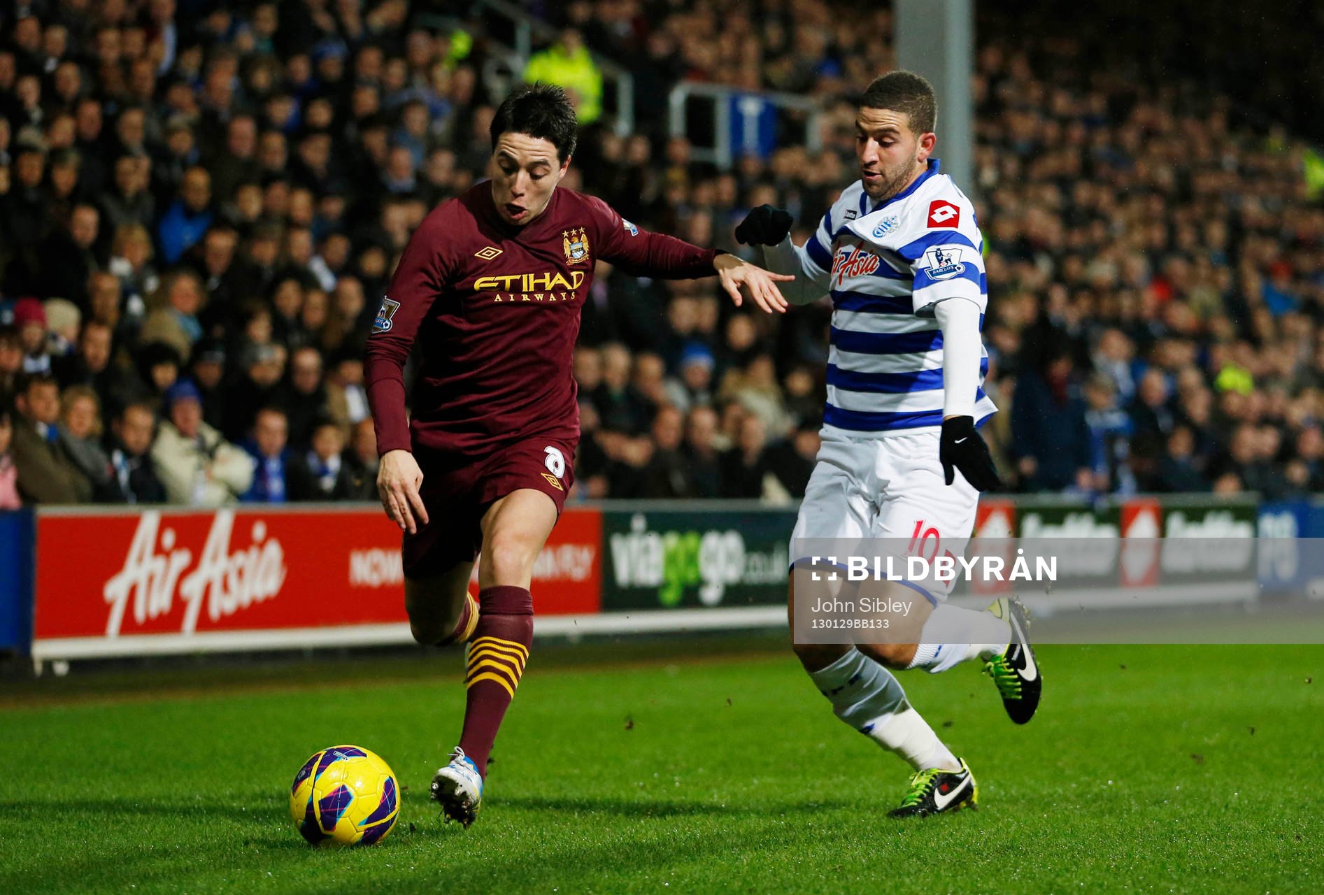 Football - Queens Park Rangers v Manchester City - Barclays