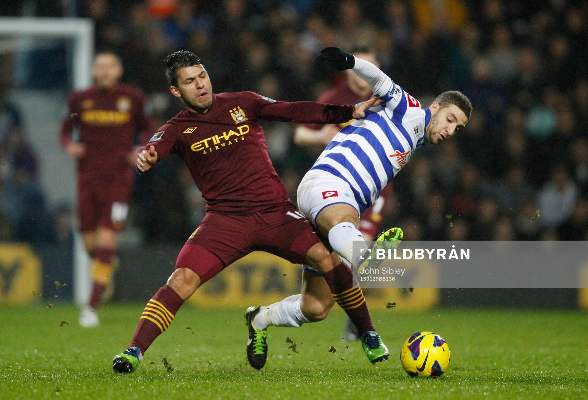 Football - Queens Park Rangers v Manchester City - Barclays