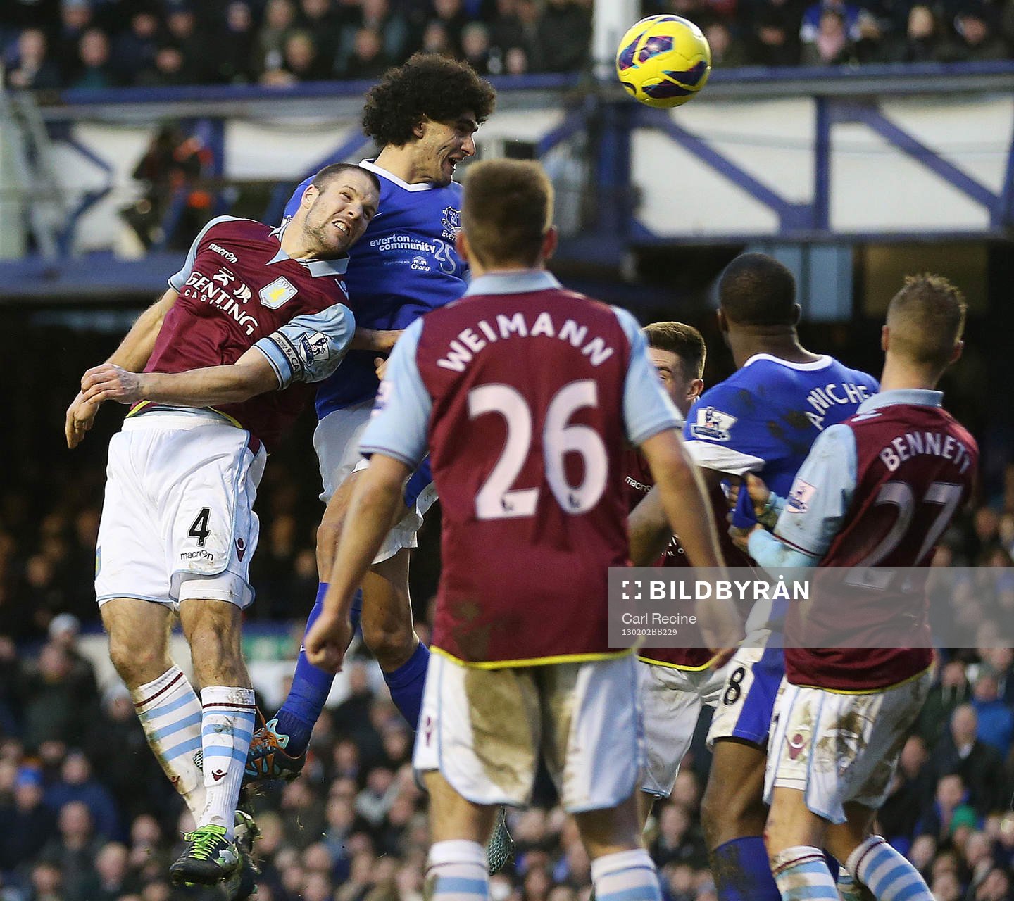 Football - Everton v Aston Villa - Barclays Premier League